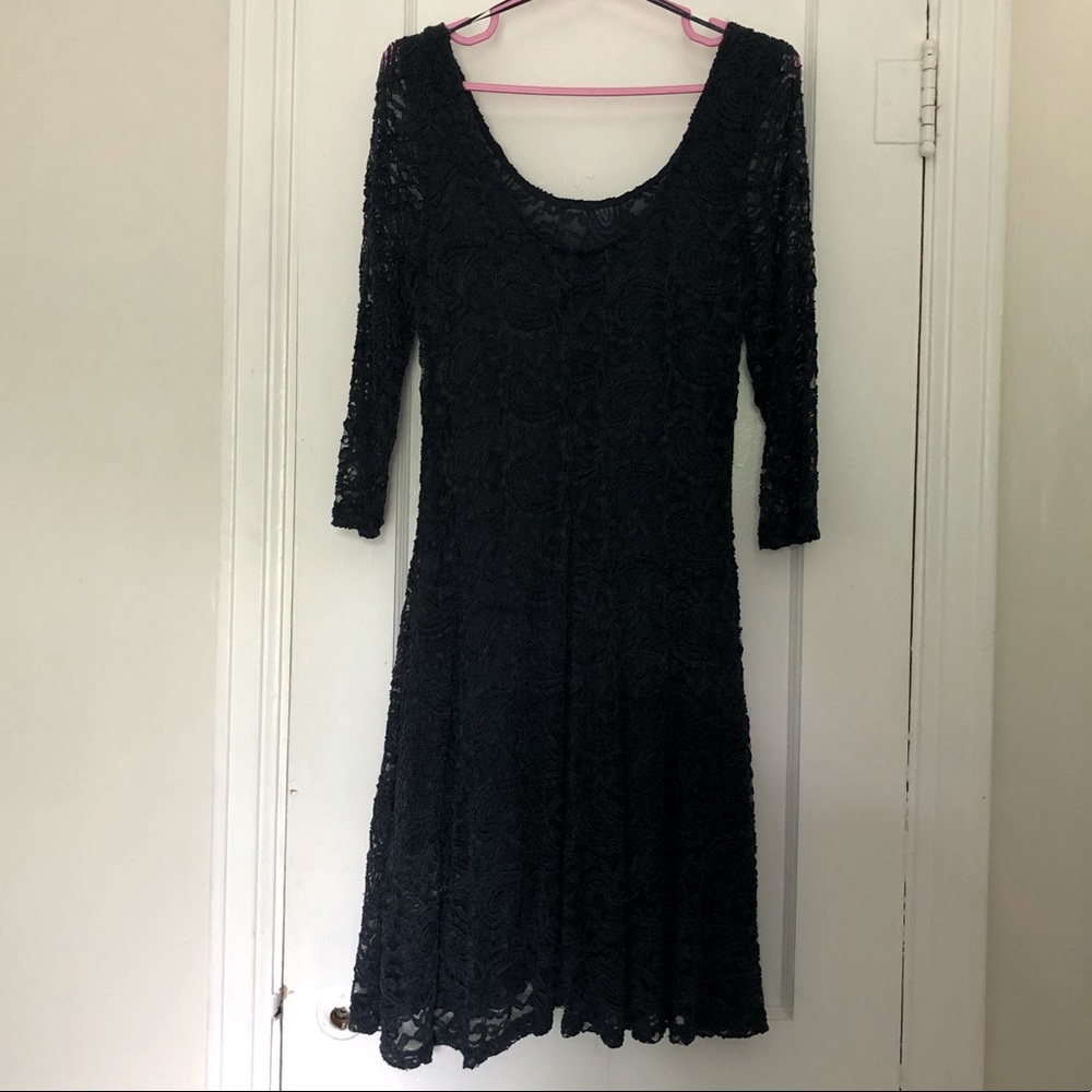 Short lace navy dress